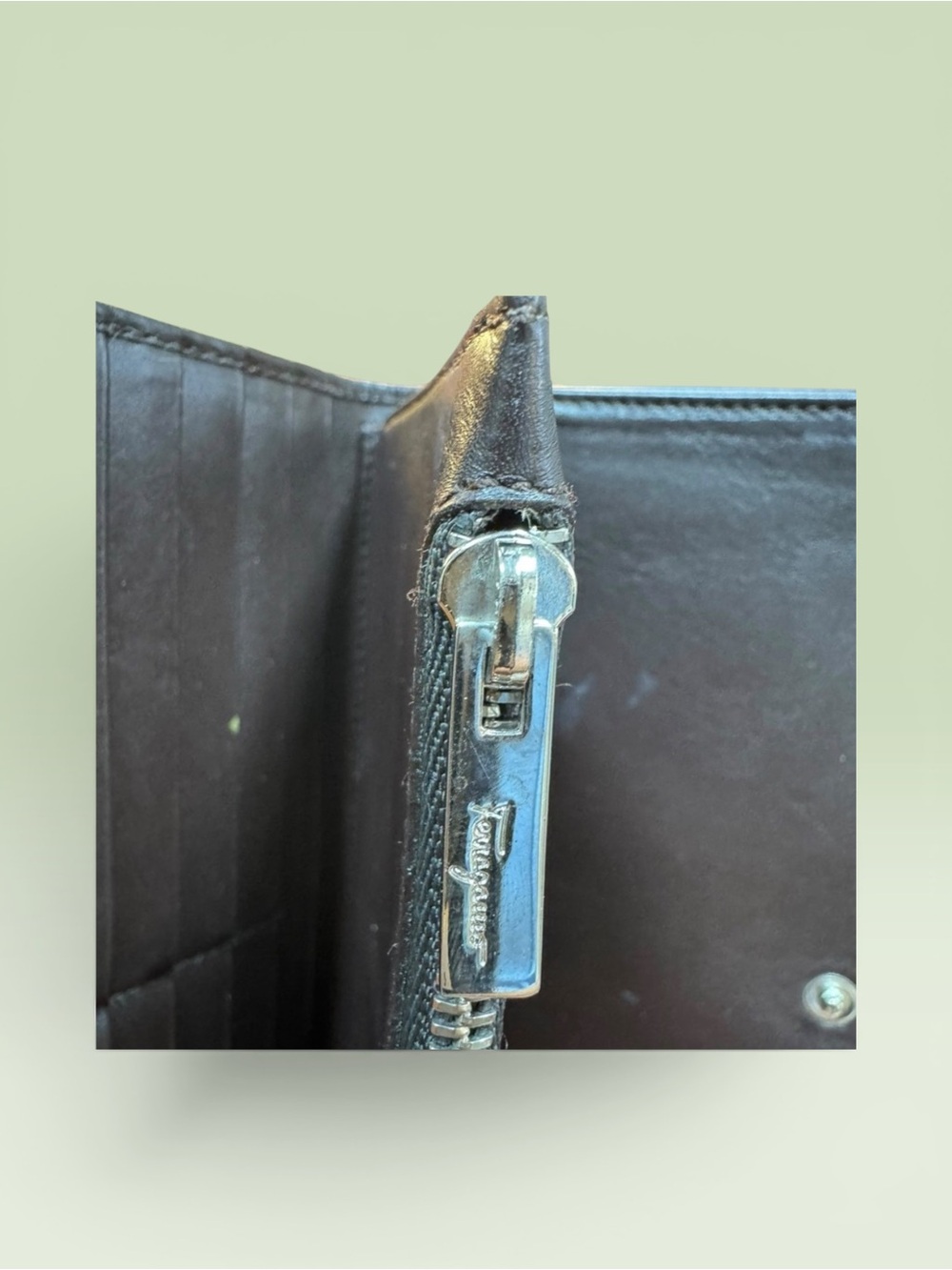 Ferragamo Brown Leather Unisex Wallet Organizer - Picture 4 of 8